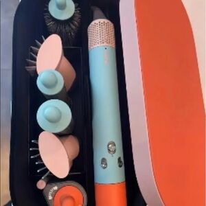 Dyson Airwrap Complete